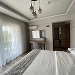 Antigonia Butik Hotel