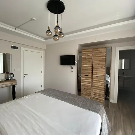 Antigonia Butik Hotel *