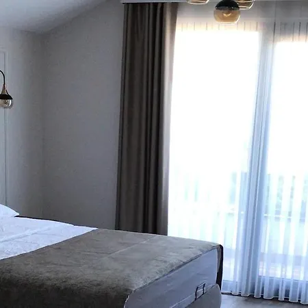 Antigonia Butik Hotel *