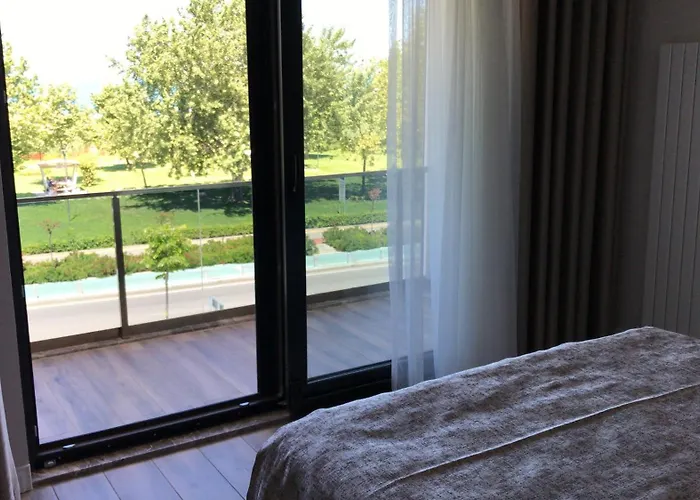 Antigonia Butik Изник